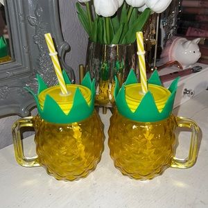 Set of pineapple 🍍 cups